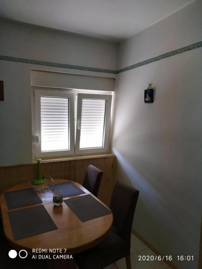 Apartman Ena Vodice Ngoại thất bức ảnh